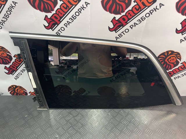 Задня кватирка ліва A1666700349 MERCEDES