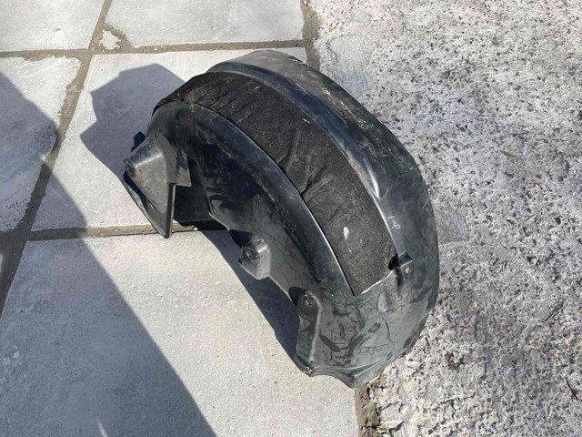 Підкрилок заднього крила, лівий A1668847422 MERCEDES