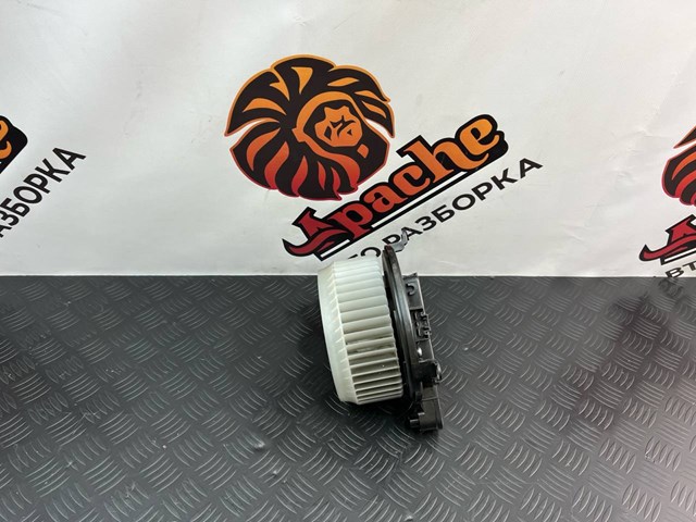 Електромотор пічки LR035687 LAND ROVER