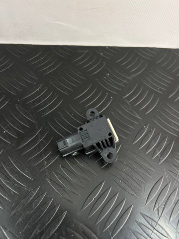 Датчик Айрбег передній LR043878 LAND ROVER