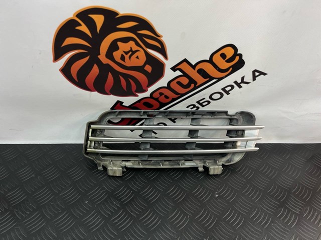 Решітка переднього бампера, ліва LR044735 LAND ROVER