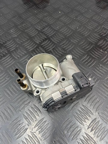 Блок дросельної заслінки LR109395 LAND ROVER