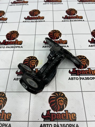 Петля передніх дверей права T4A2510 JAGUAR
