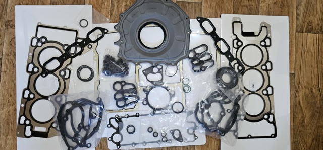 Прокладка клапанної кришки двигуна, внутрішня LR014345 LAND ROVER