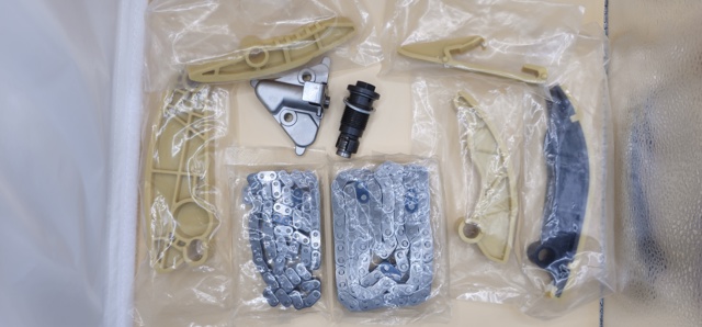 Ланцюг ГРМ, вторинна LR132675 LAND ROVER