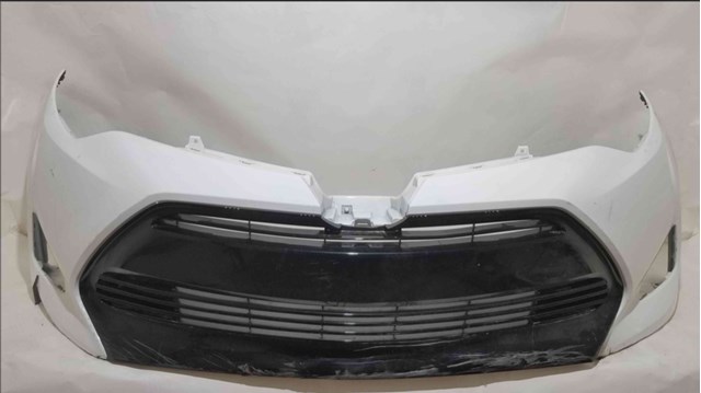 Бампер передній 5211903907 TOYOTA