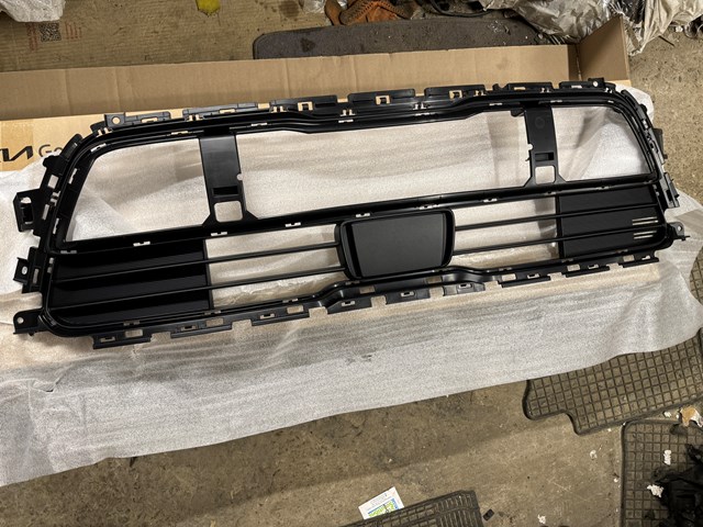 Облицювання радіатора 86531J2010 HYUNDAI