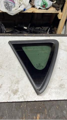 Скло багажника, ліве 87810B2020 HYUNDAI