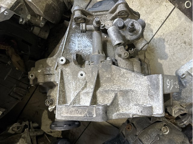 Корпус КПП 02T301103A VAG