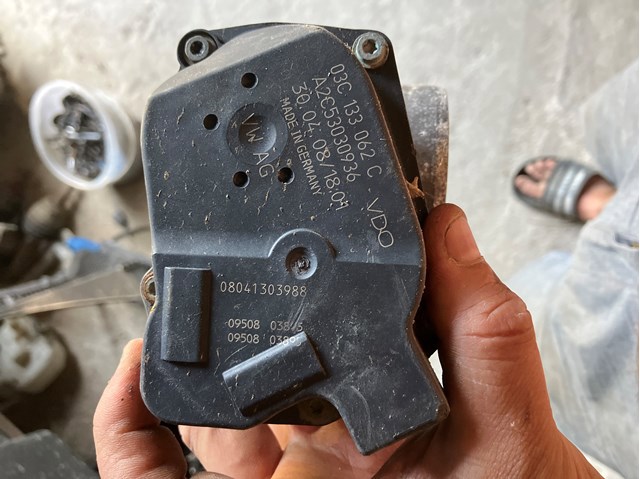 Блок дросельної заслінки 03C133062C VAG