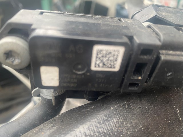 Датчик тиску вихлопних газів 04L906051 VAG