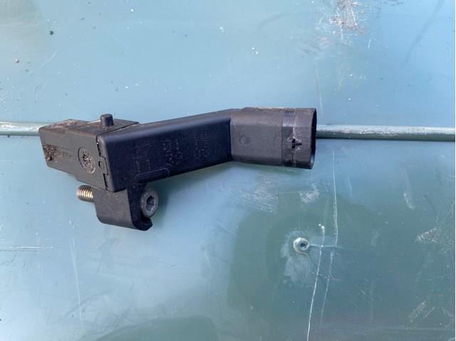 Датчик обертів колінвалу 04L906433B VAG
