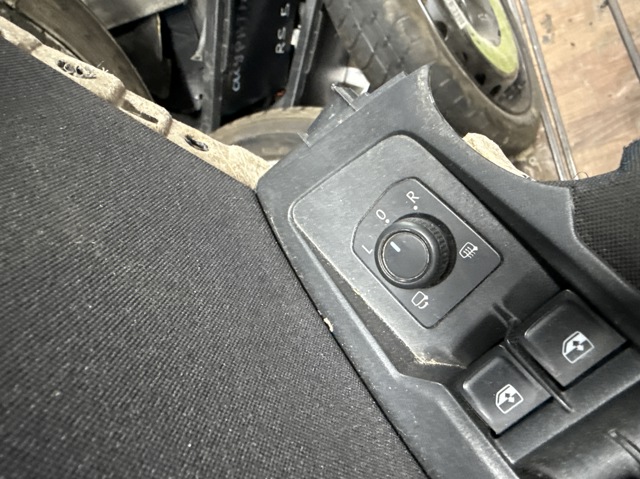 Блок керування дзеркалами заднього виду 3G0959565B VAG