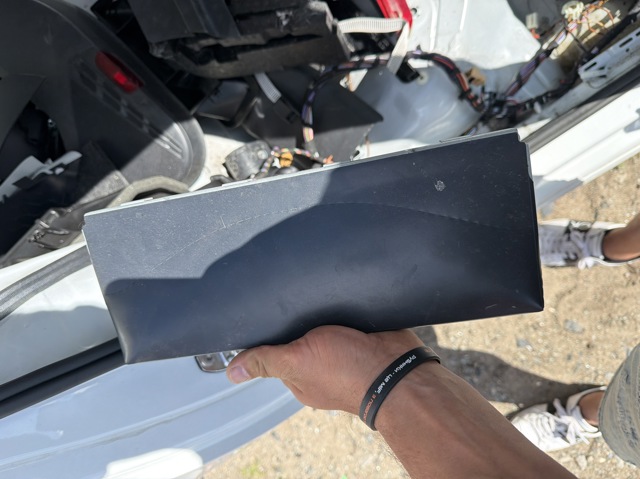 Ейрбег захисту колін нижня 5G1880841A VAG