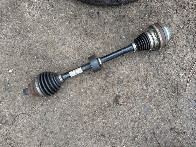 Привід правий 5QE407272C VAG