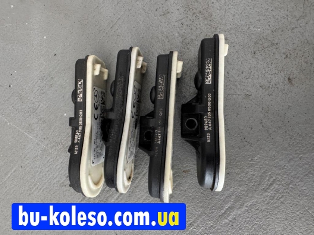 Датчик тиску повітря в шинах A4479050500 MERCEDES