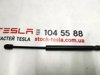 Опора капота права 105360600B TESLA