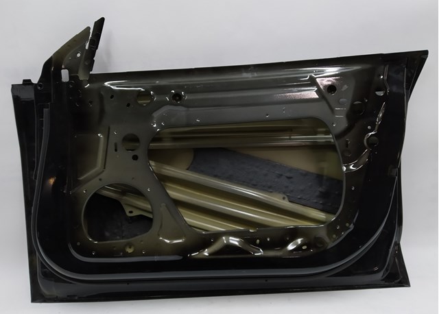5 дверь передняя правая (металл) в сборе с уплотнителем (с повреждением) tesla model 3 1081420-e0-c 1081420-E0-C