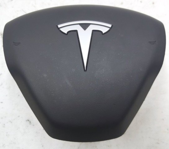 150834700A Tesla