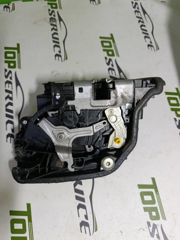 Замок водійських дверей 51217281931 BMW