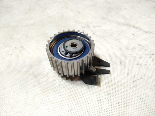 Ролик натягувач 55212159 FIAT