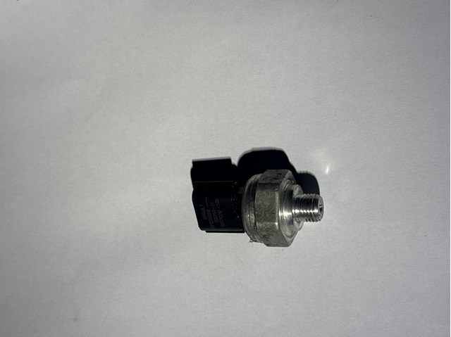 Клапан тиску кондиціонера 921366801R RENAULT