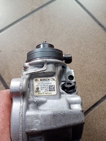 Насос паливний високого тиску (ПНВТ) - DIESEL 0445010611 BOSCH