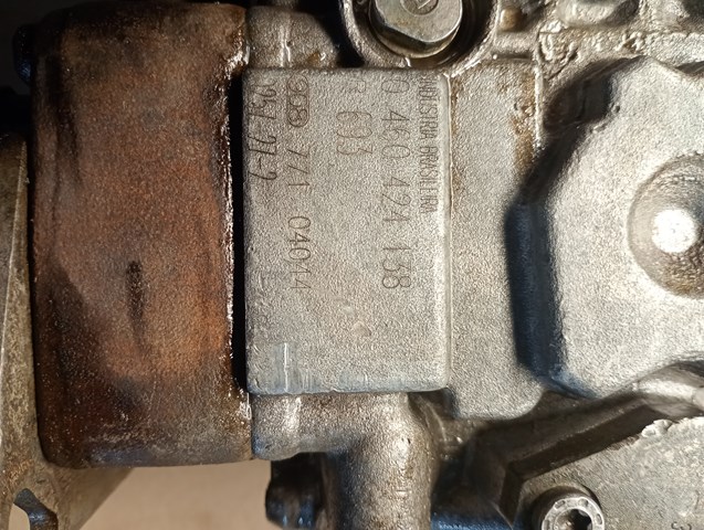 Насос паливний високого тиску 0460424138 BOSCH