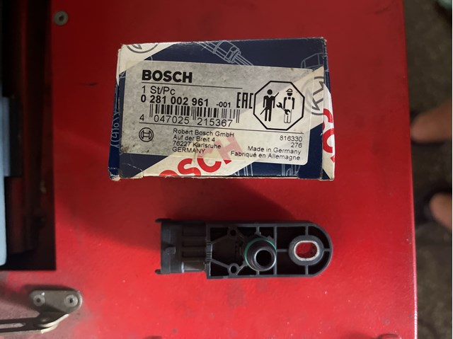 Датчик тиску повітря 0281002961 BOSCH
