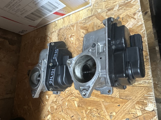 Клапан EGR, рециркуляції газів 03L131501K VAG
