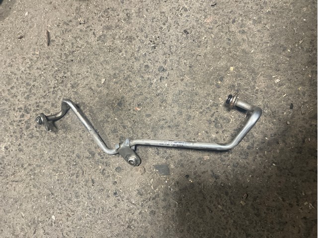 Подача масляна труба 04C145140A VAG