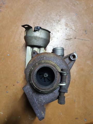 Турбонаддув 1483819 FORD