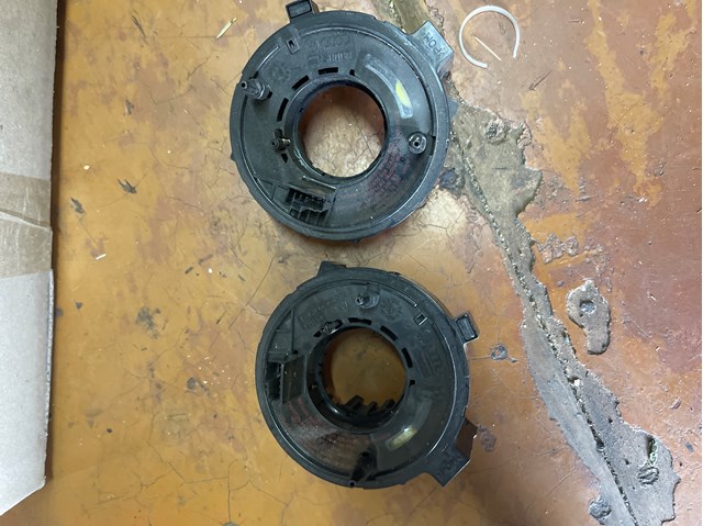 Кільце рульового Airbag 1J0959653B VAG