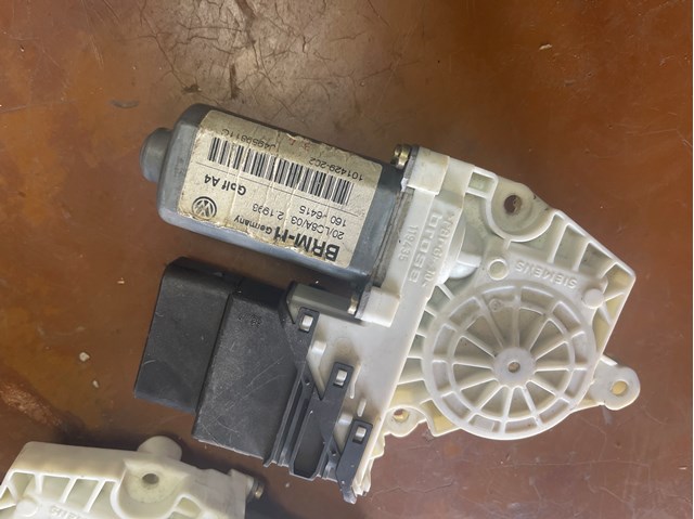 Привід ліфта задній 1J4959811C VAG