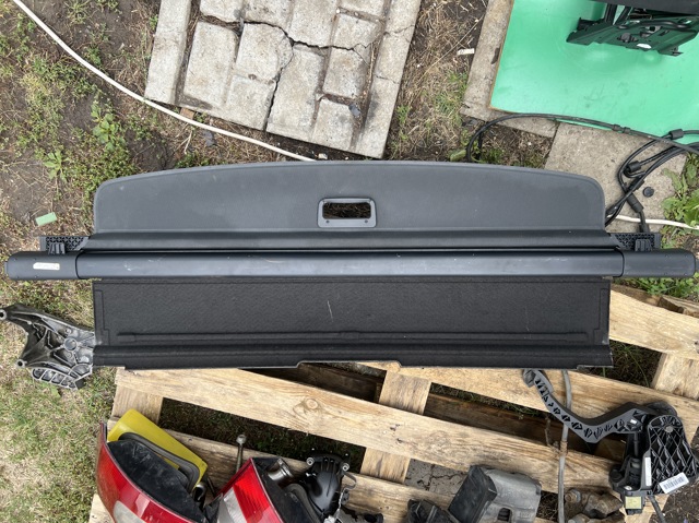 Шторка двері багажного відсіку 1Z9867871E47H VAG