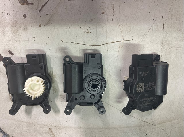 Привід системи автоматичного управління обігрівачем 2Q0907511G VAG