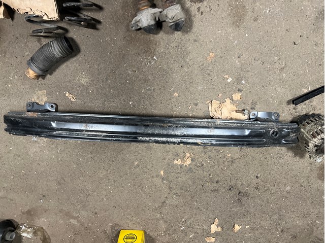 Балка бампера заднього 3AA807305 VAG