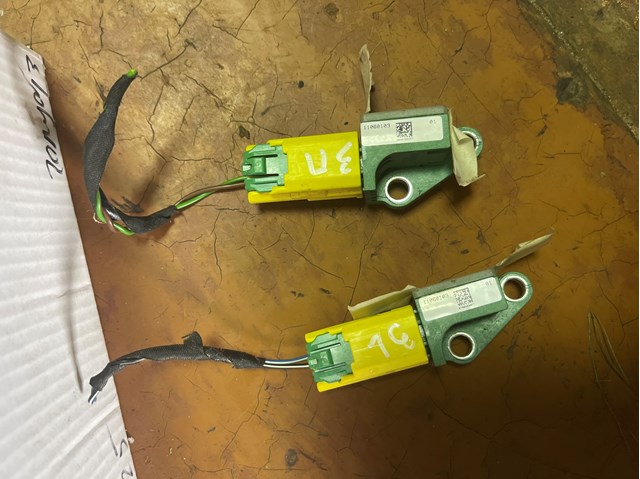 Датчик подушки безпеки 3C0909606 VAG
