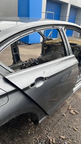 Двері пасажирські задні праві 3G5833056AC VAG