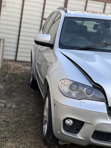 Дверка передня права 41517211424 BMW