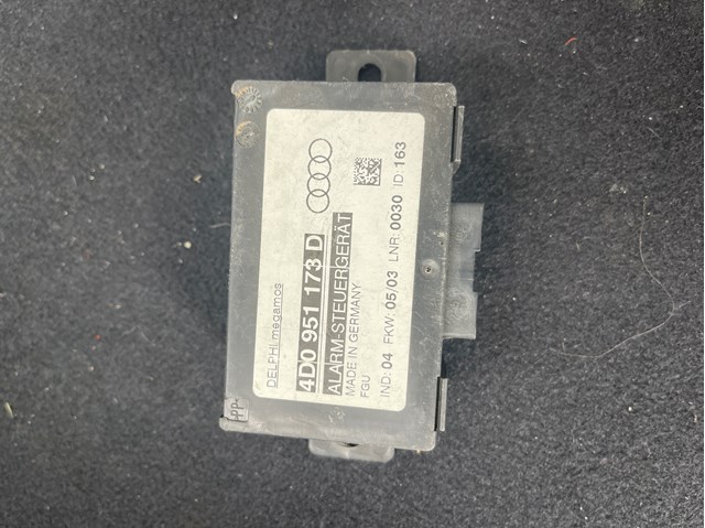 Блок управління сигналізатора руху 4D0951173D VAG