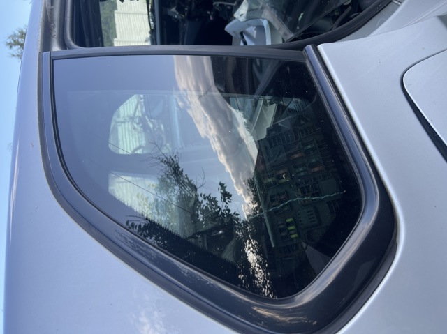 Скло кузова/багажного відсіку, праве 51377207882 BMW