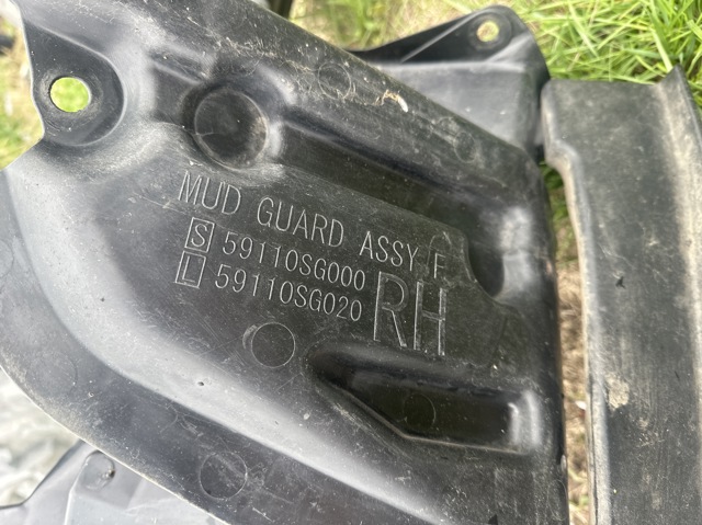 Підкрилок переднього крила, правий 59110SG020 SUBARU