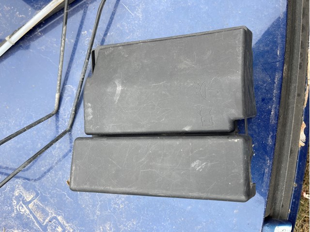 Корпус запобіжників 5C0937132B VAG