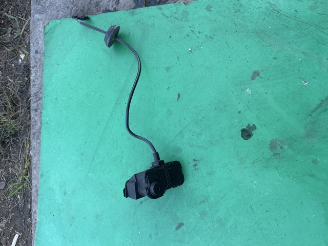 Лічинка замка паливного бака 5C6810773H VAG