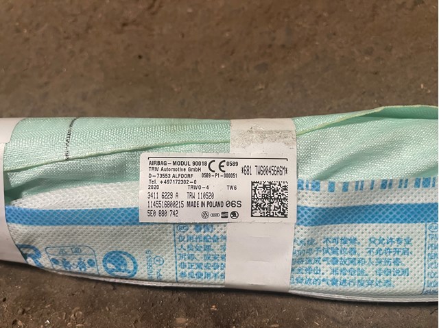 Подушка безпеки, збоку права айрбег 5E0880742 VAG