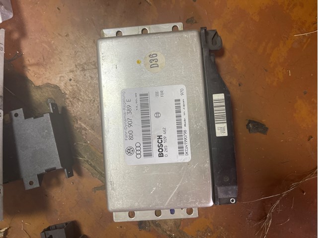 Модуль управління ESP 8D0907389E VAG