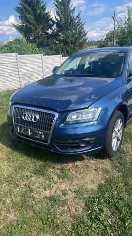 Буфер (бампер) передній 8R0807108BGRU VAG