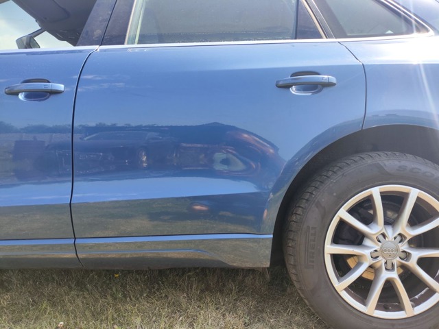 Двері задні, ліві 8R0833051B VAG