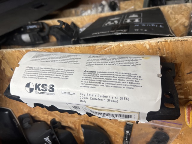 Подушка безпеки пасажира 8R0880204D VAG